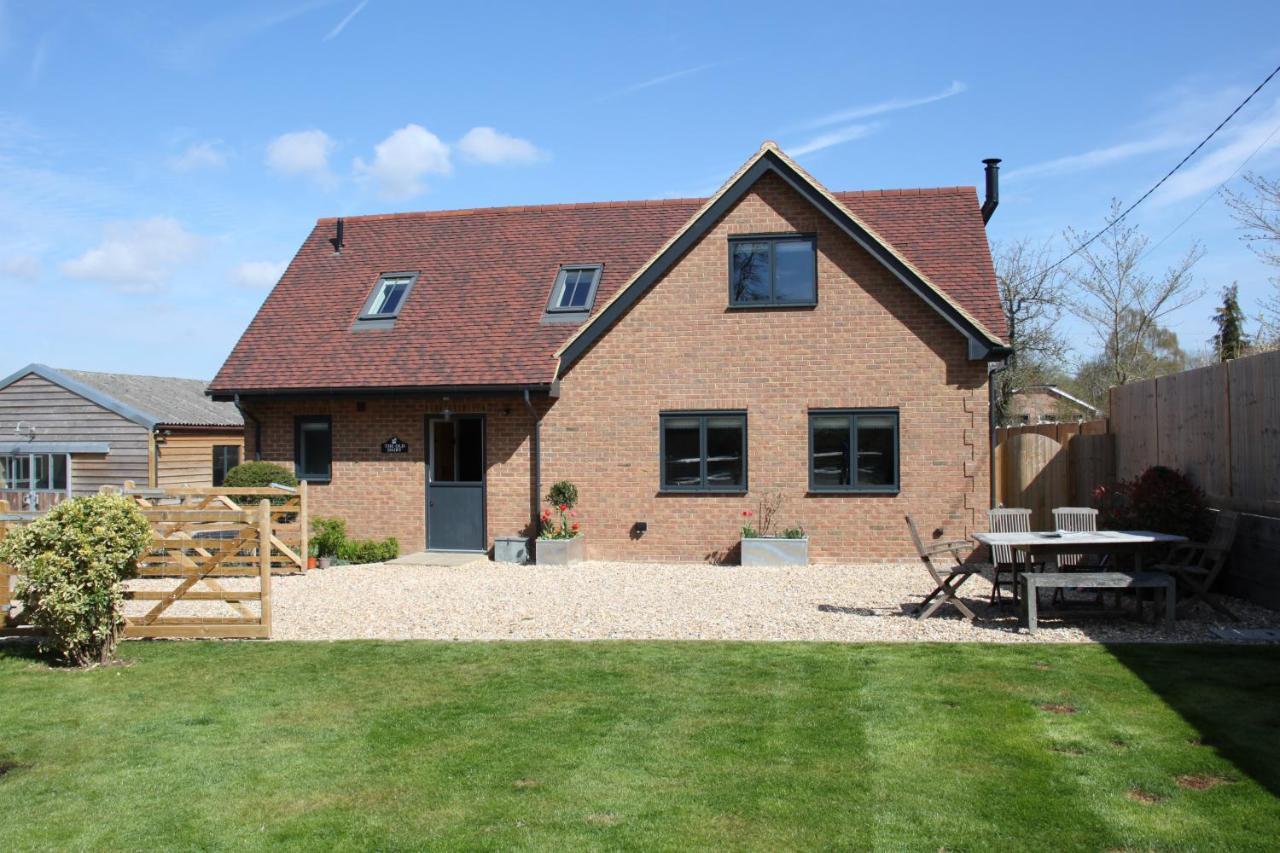 Wonderfully Spacious Luxury Holiday Cottage Billingshurst Exterior photo