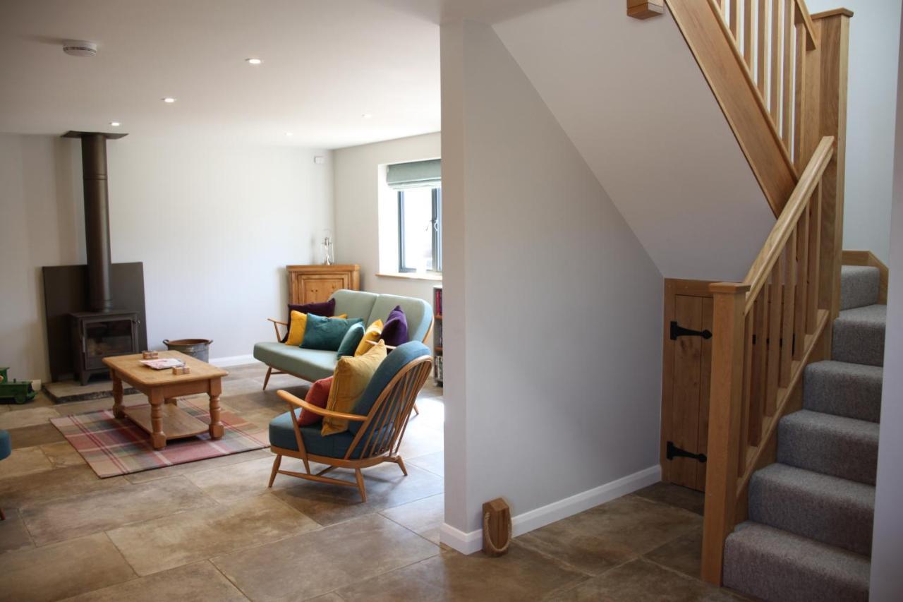 Wonderfully Spacious Luxury Holiday Cottage Billingshurst Exterior photo