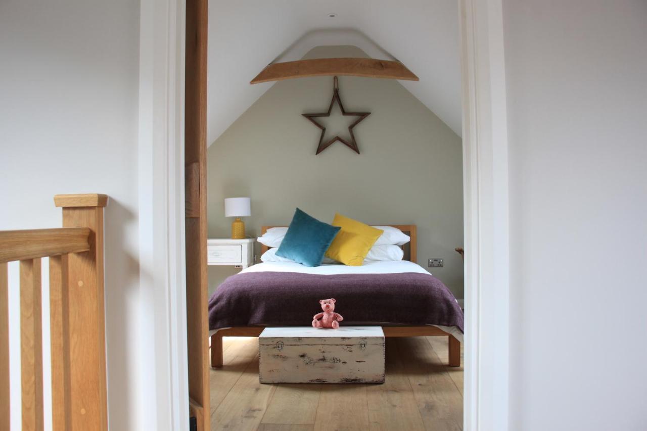 Wonderfully Spacious Luxury Holiday Cottage Billingshurst Exterior photo